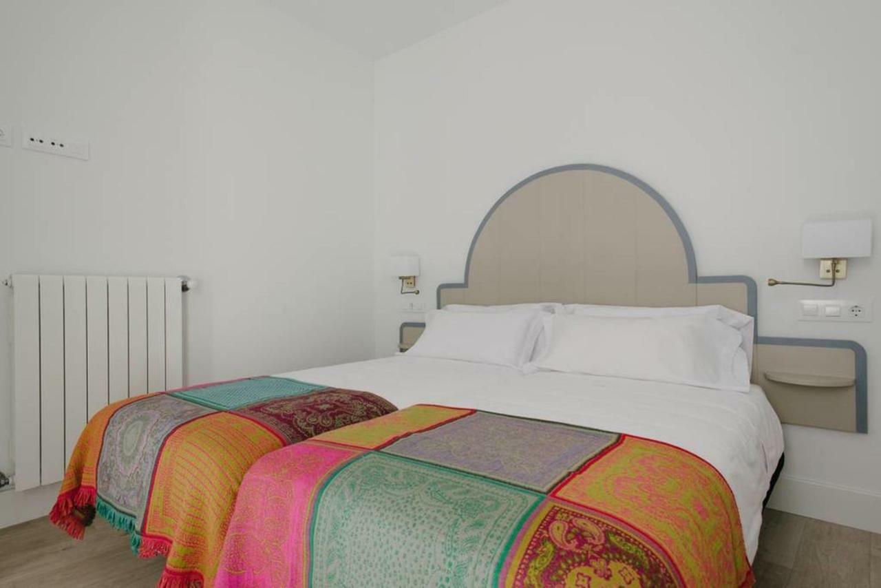 Apartamentos Rg Suites Plaza Del Salvador إشبيلية المظهر الخارجي الصورة